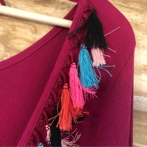 Xhilaration tassel trim open tie back scoop neck tunic top size large - Picture 5 of 16